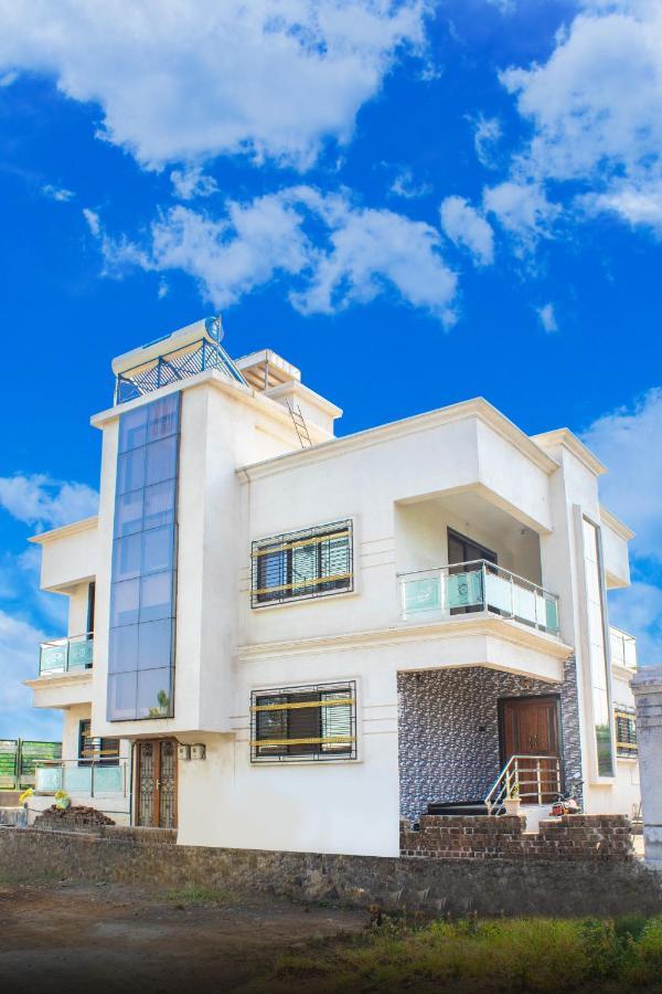 Sukhakarta Holiday Home Алибаг Экстерьер фото